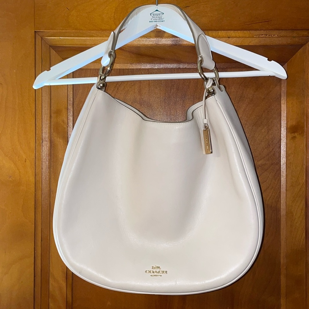 Coach white/cream leather hobo shoulder bag; sz Medium; great condition!